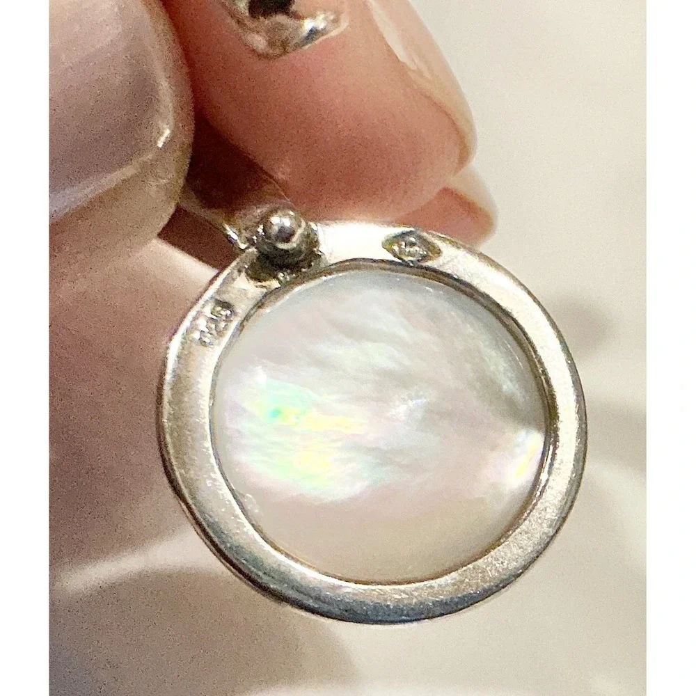 Sterling Silver Round Mother of Pearl Pendant 925 Fashion Jewelry